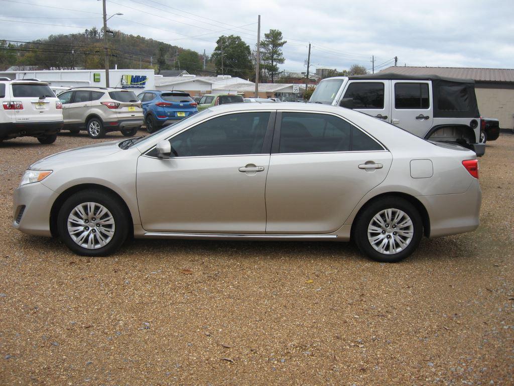 2013 Toyota Camry L photo