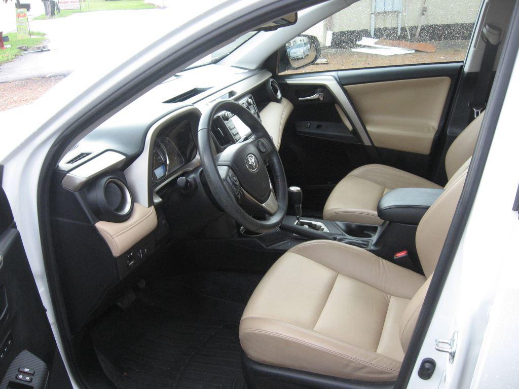 2015 Toyota RAV4