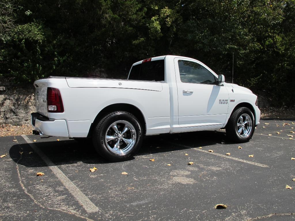 2017 RAM 1500 Sport photo