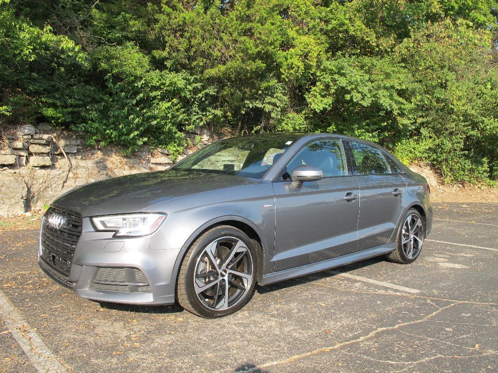 2020 Audi A3  S-Line Premium 45 TFSI photo