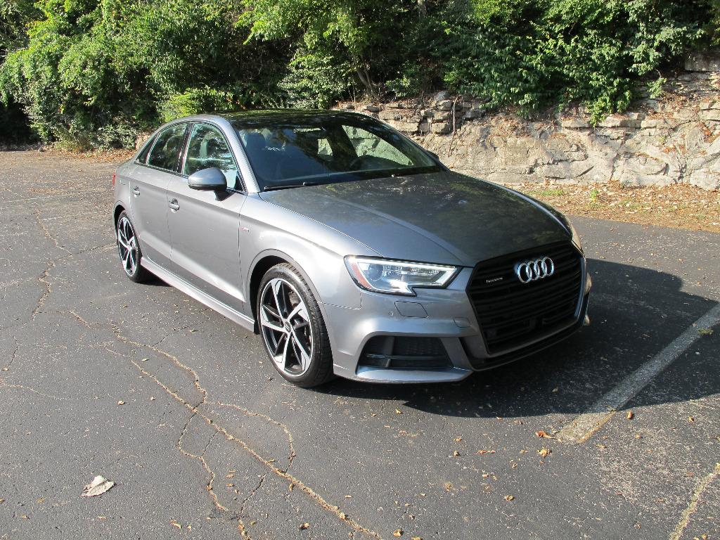 2020 Audi A3  S-Line Premium 45 TFSI photo