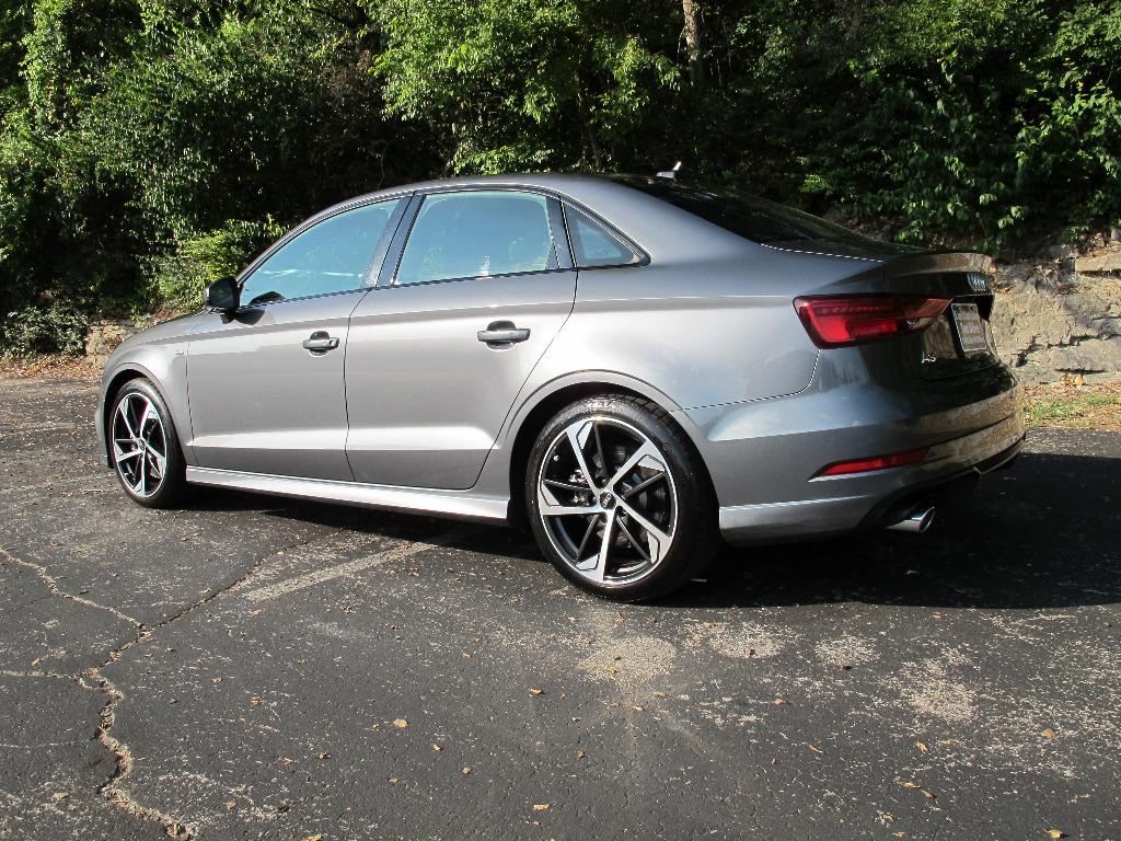 2020 Audi A3  S-Line Premium 45 TFSI photo