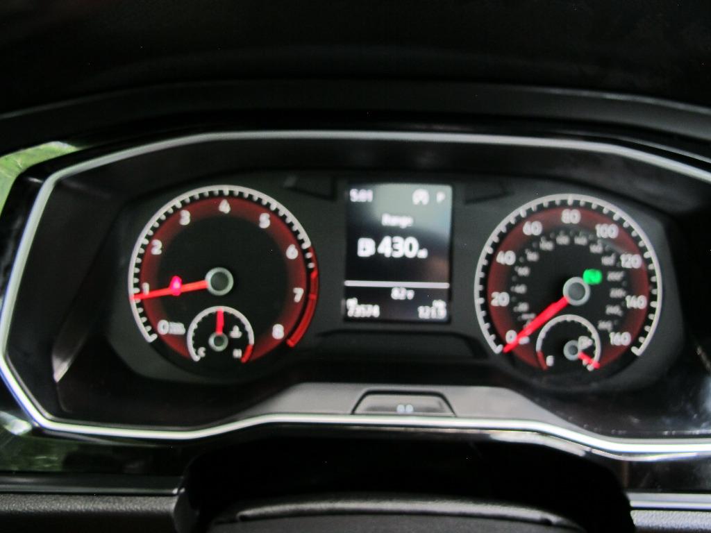 2019 Volkswagen Jetta R-LINE photo