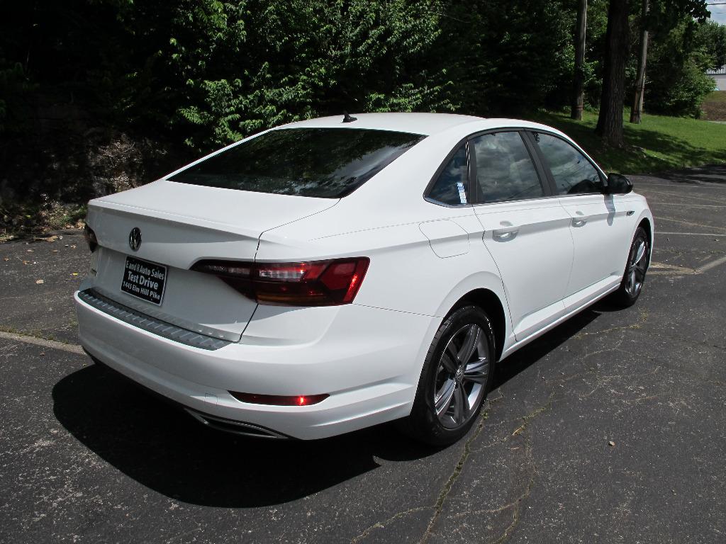 2019 Volkswagen Jetta R-LINE photo