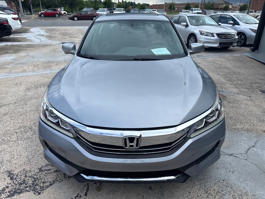 2017 Honda Accord - $16,995
