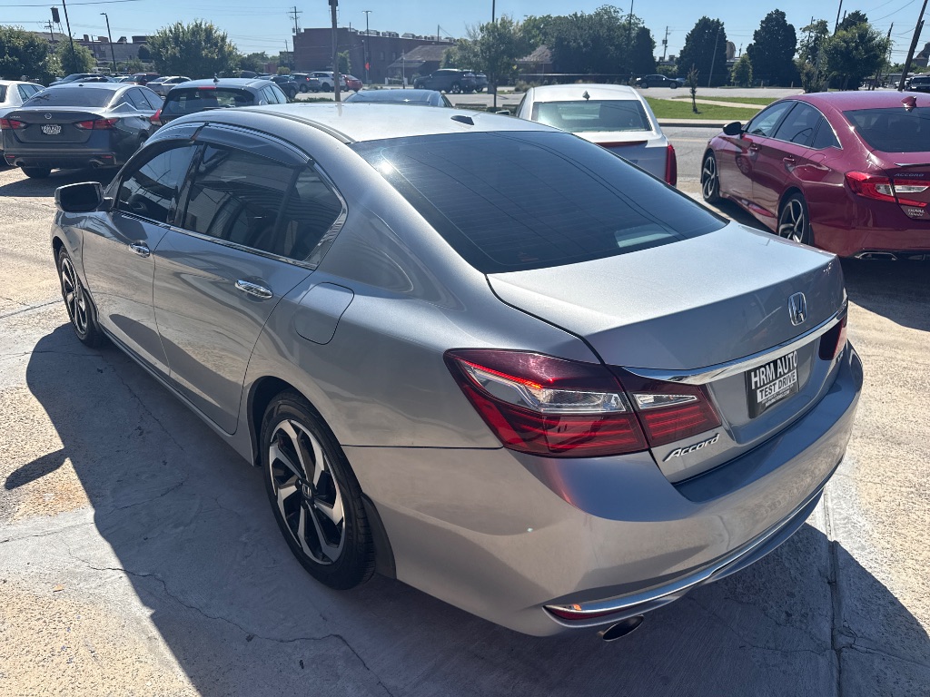 2017 Honda Accord - $15,995