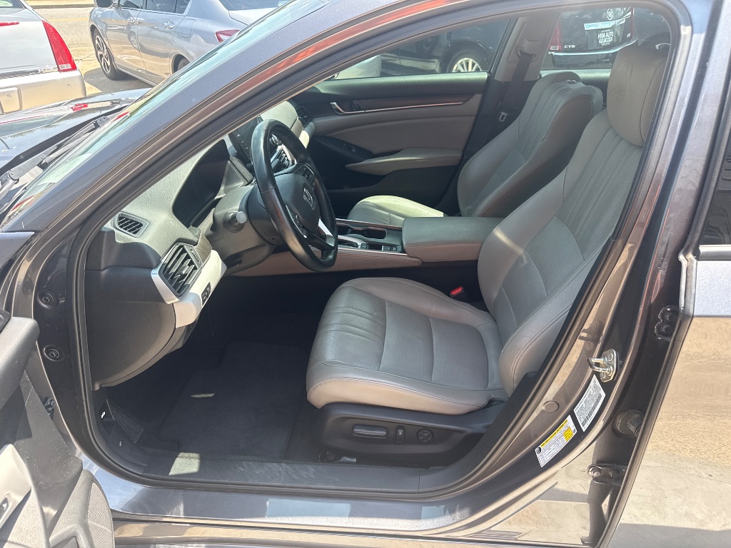 2018 Honda Accord - $15,995