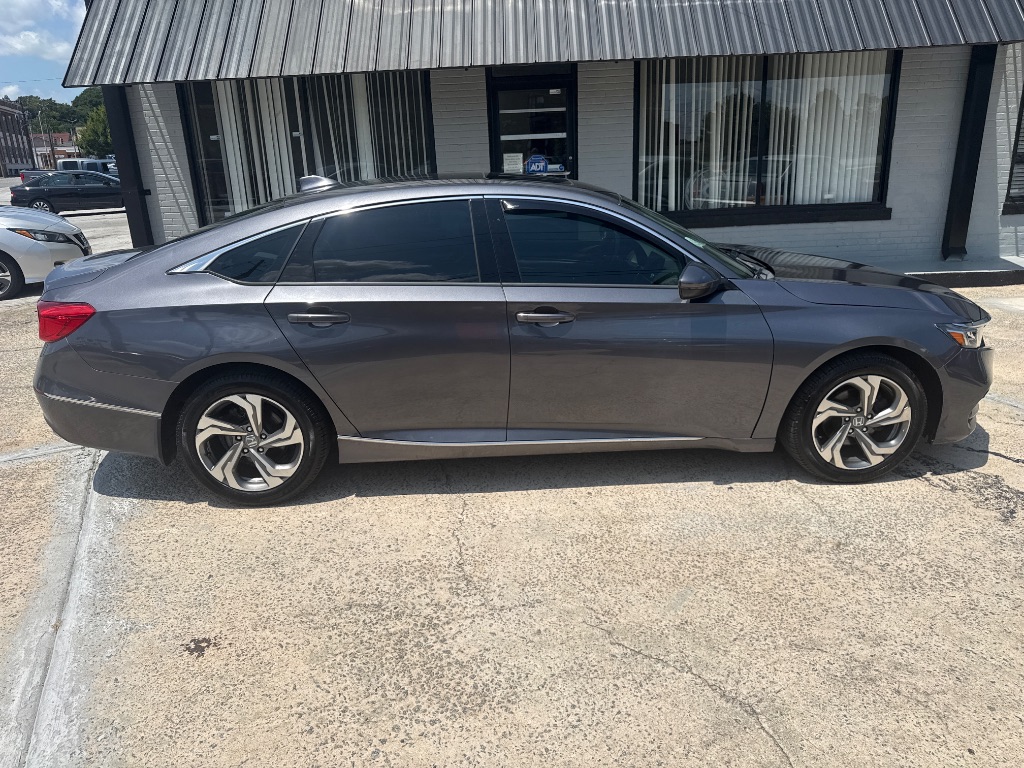 2018 Honda Accord - $15,995