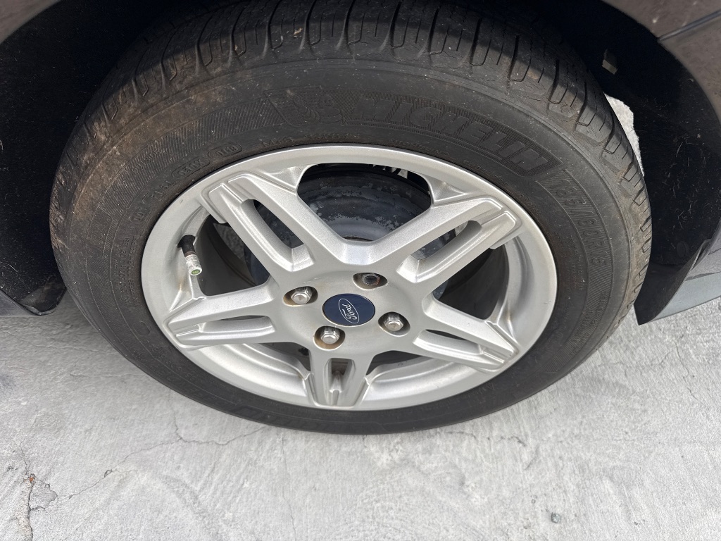 2018 Ford Fiesta - $6,995