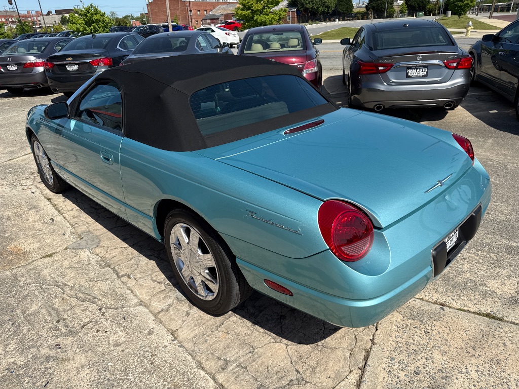 2002 Ford Thunderbird Deluxe photo