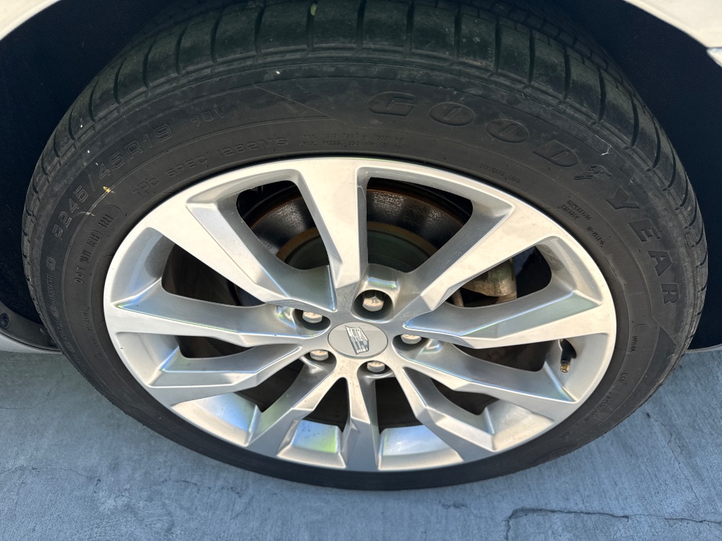 2016 Cadillac XTS - $13,995