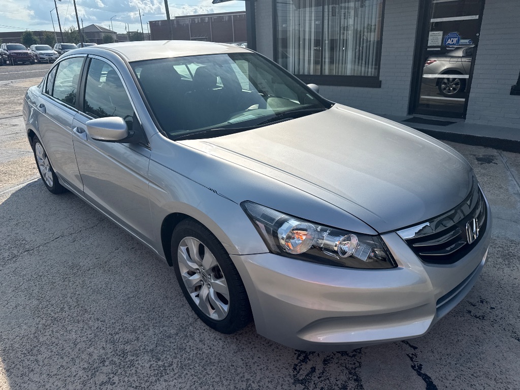 2012 Honda Accord - $9,995