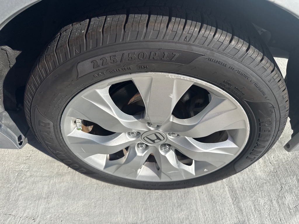 2012 Honda Accord - $9,995