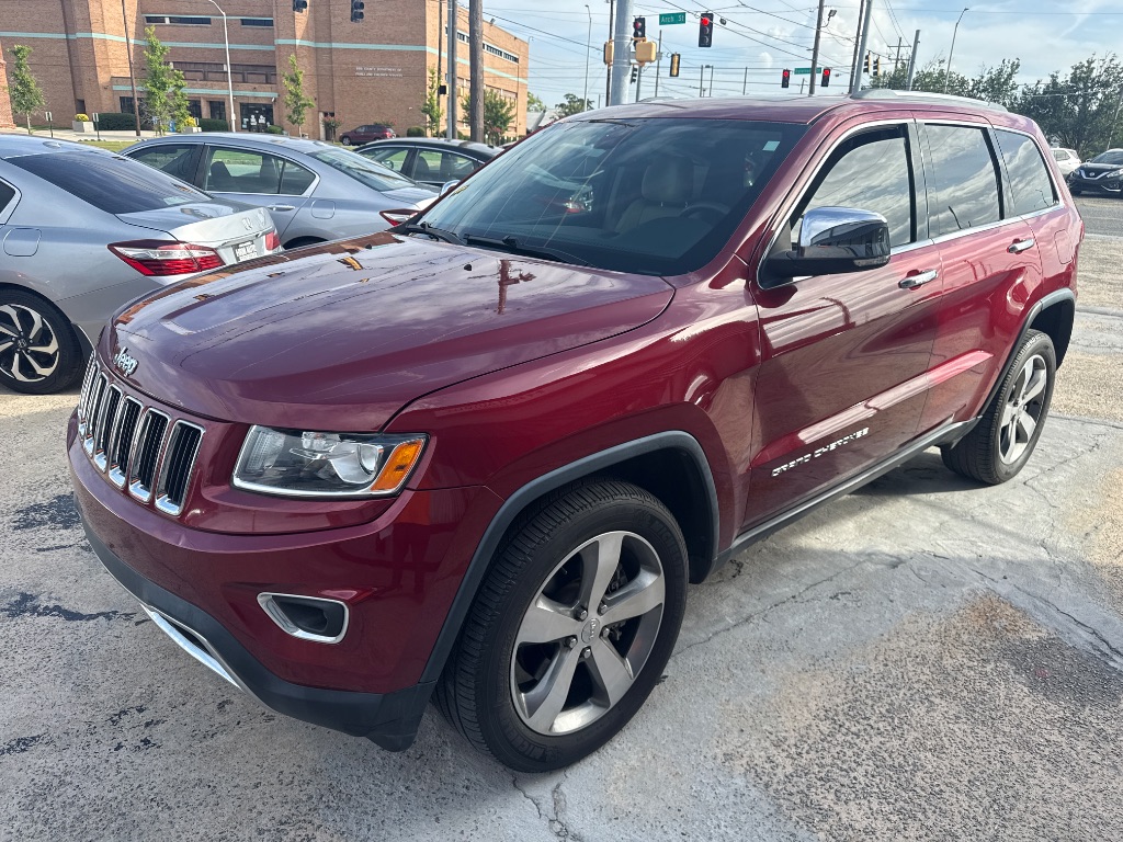 2015 Jeep Cherokee - $12,995
