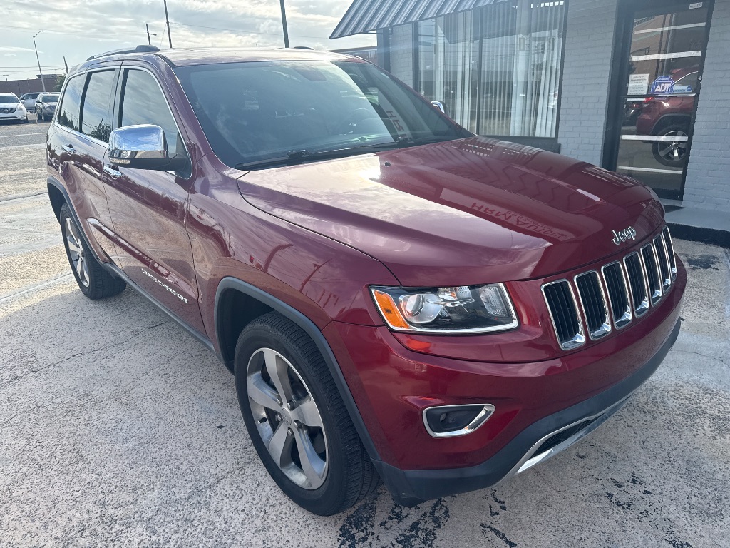 2015 Jeep Cherokee - $12,995
