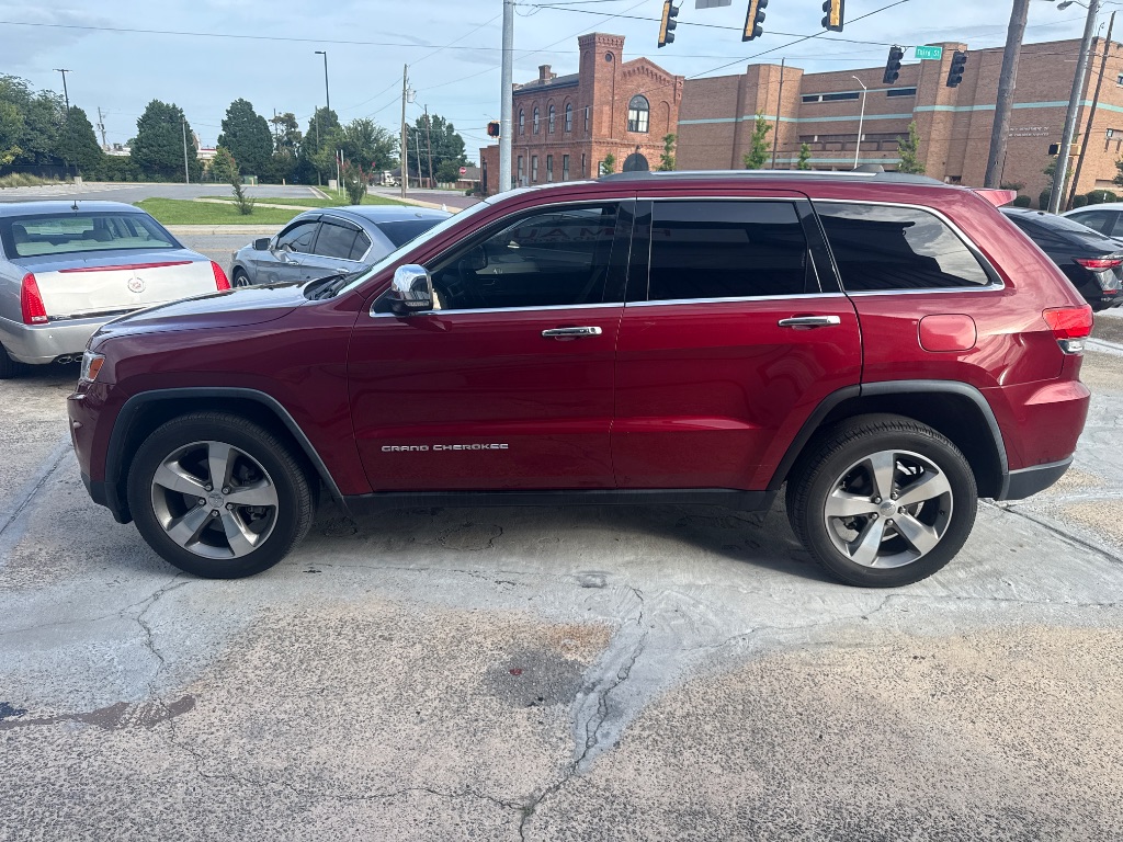 2015 Jeep Cherokee - $12,995