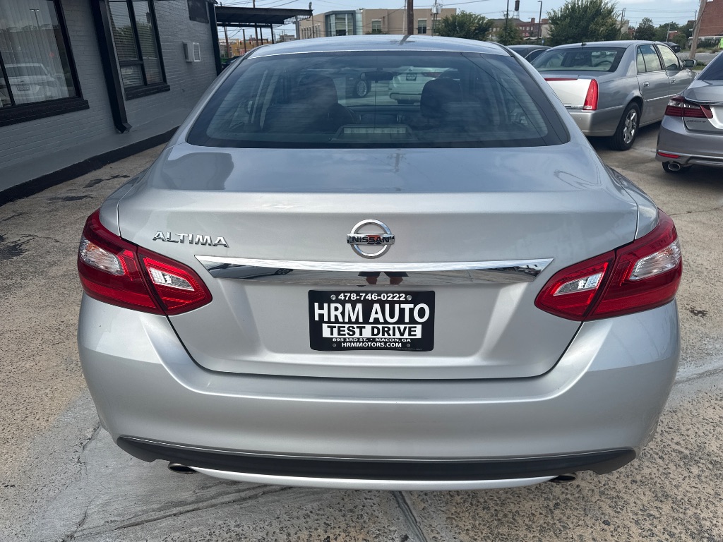 2017 Nissan Altima - $8,995