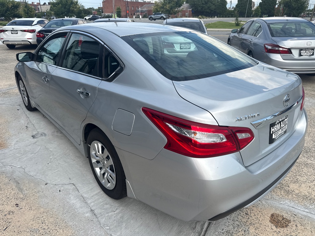 2017 Nissan Altima - $8,995