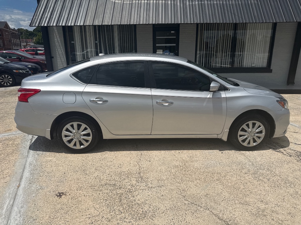 2017 Nissan Sentra - $7,995