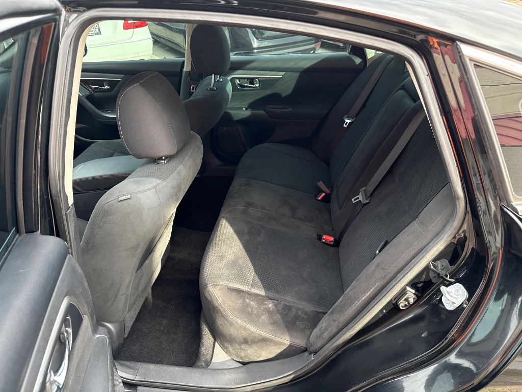 2014 Nissan Altima 2.5 photo