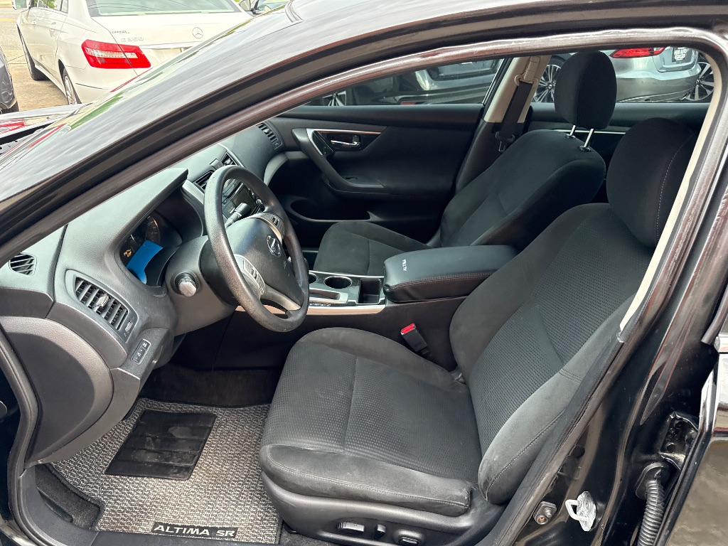 2014 Nissan Altima 2.5 photo