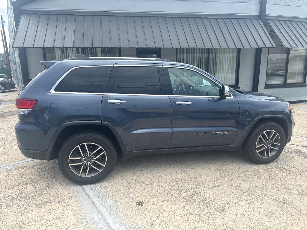 2020 Jeep Cherokee - $18,995
