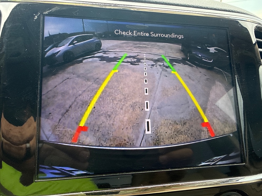 2020 Jeep Cherokee - $18,995