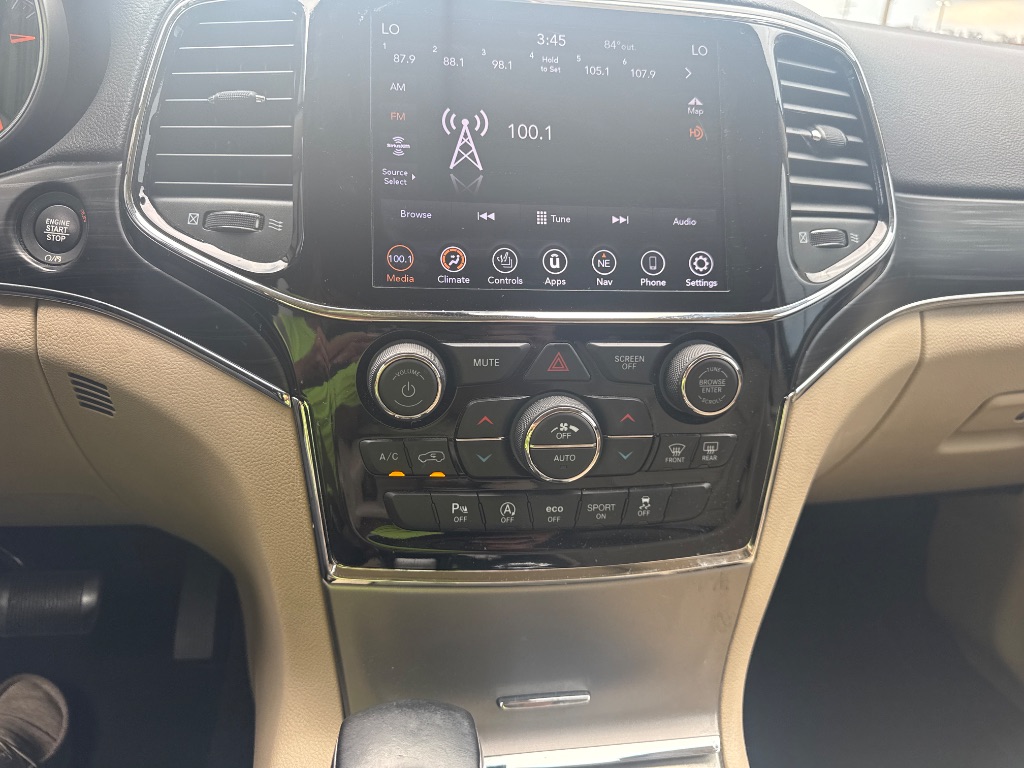 2020 Jeep Cherokee - $18,995