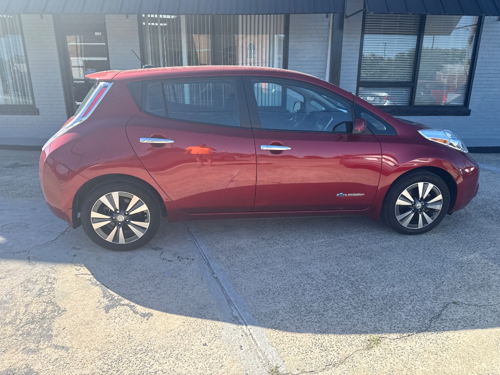 2015 Nissan LEAF - $3,995