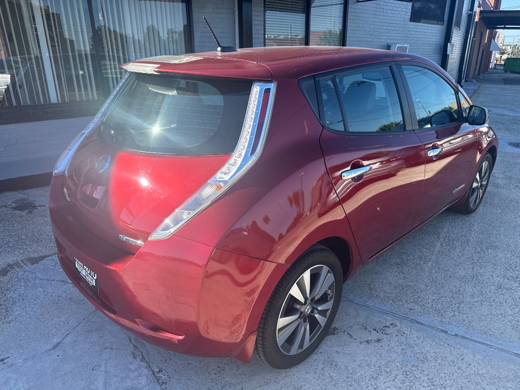 2015 Nissan LEAF - $3,995