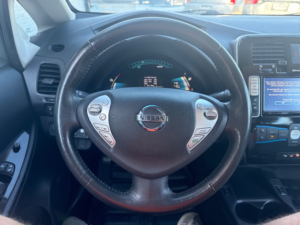 2015 Nissan LEAF - $3,995