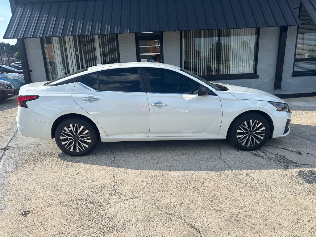 2025 Nissan Altima - $14,630