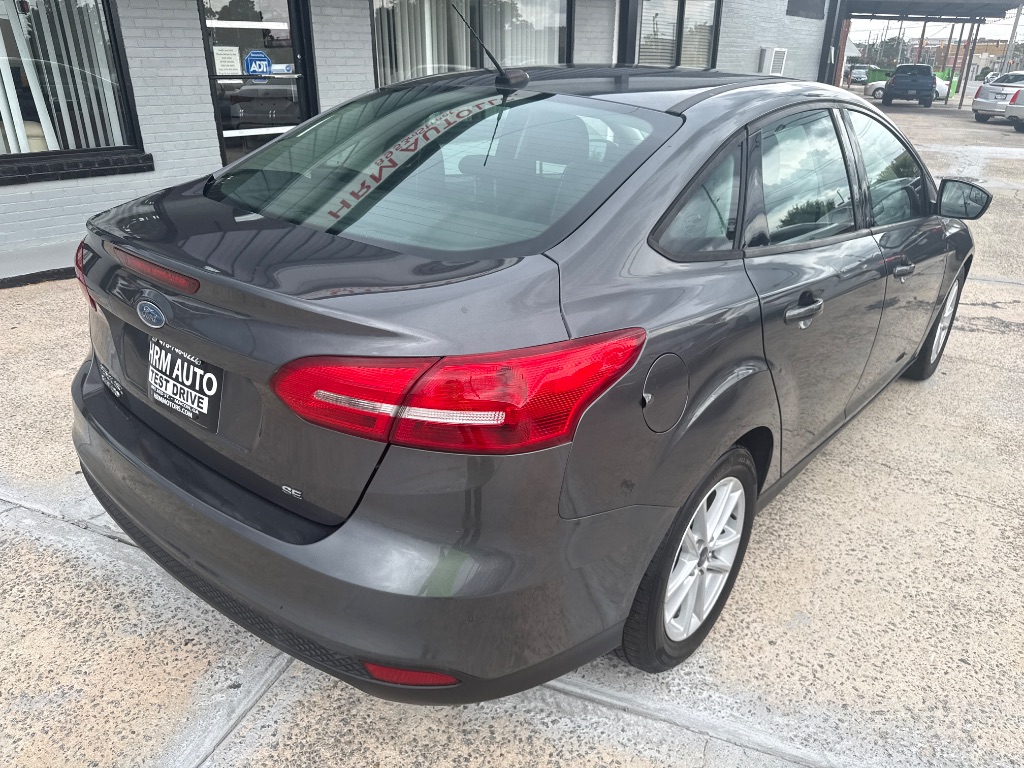 2017 Ford Focus - $6,995