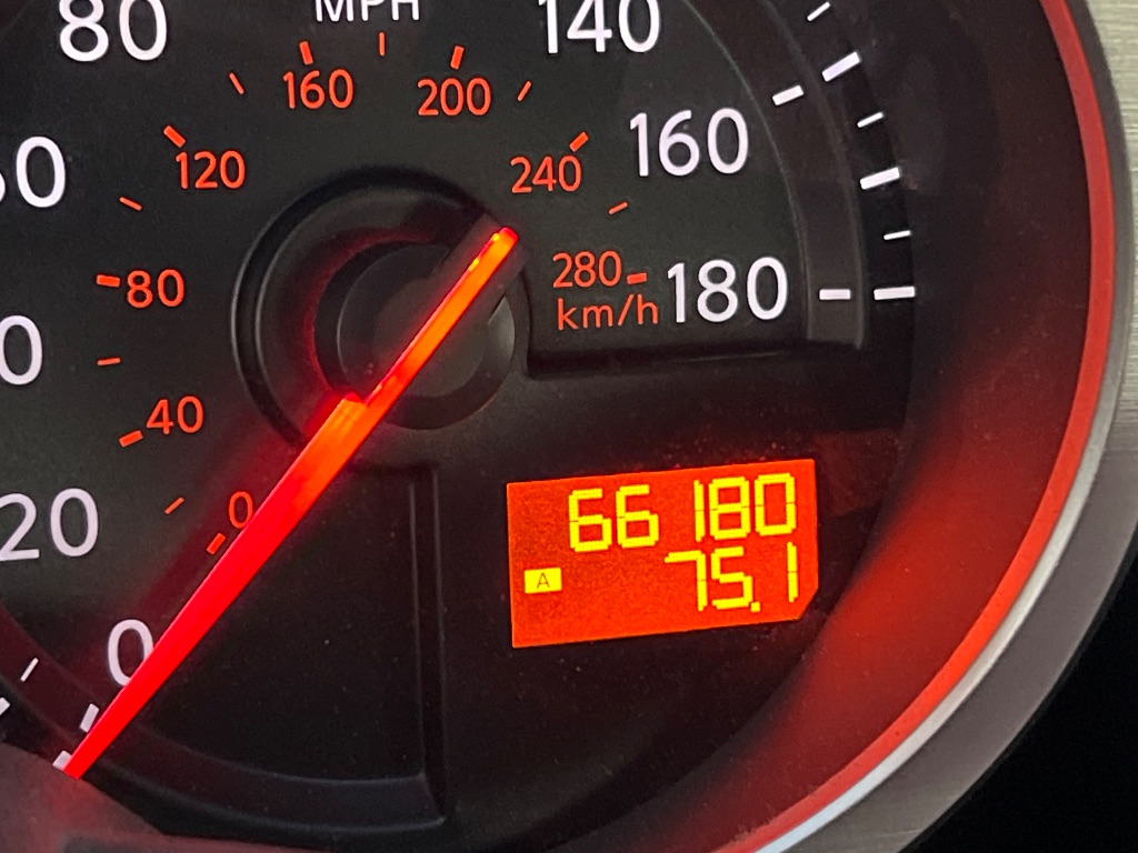 2015 Nissan 370Z - $13,995