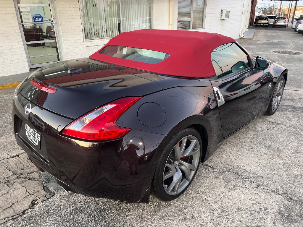 2015 Nissan 370Z - $13,995