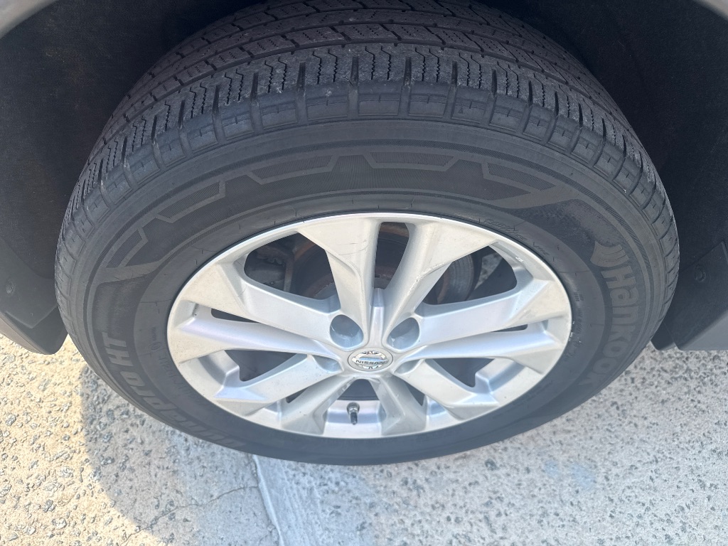 2015 Nissan Rogue - $10,995