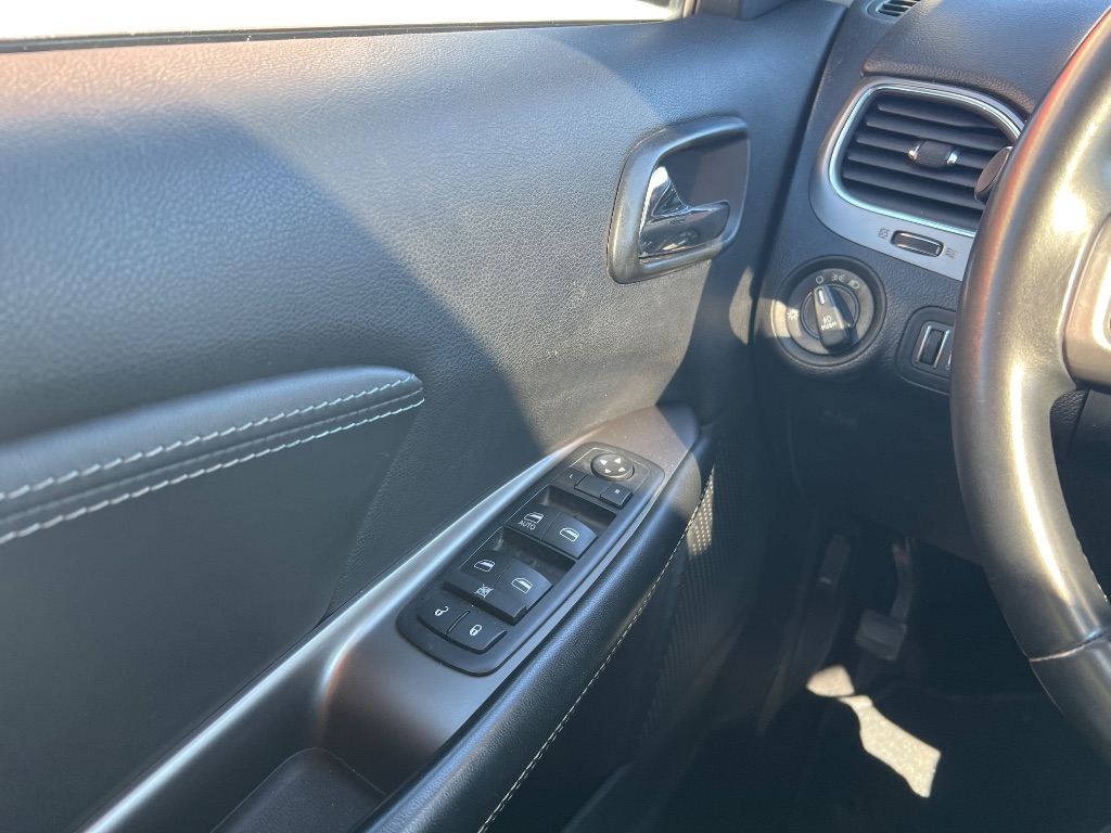 2015 Dodge Journey Crossroad photo