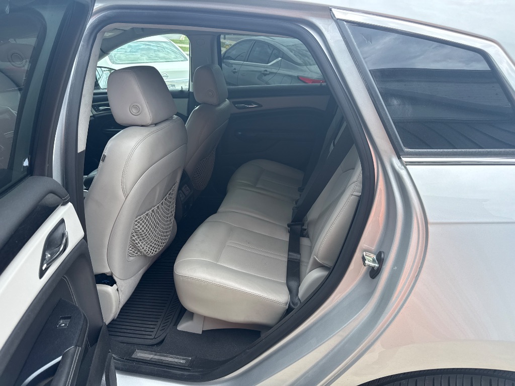 2015 Cadillac SRX - $13,995