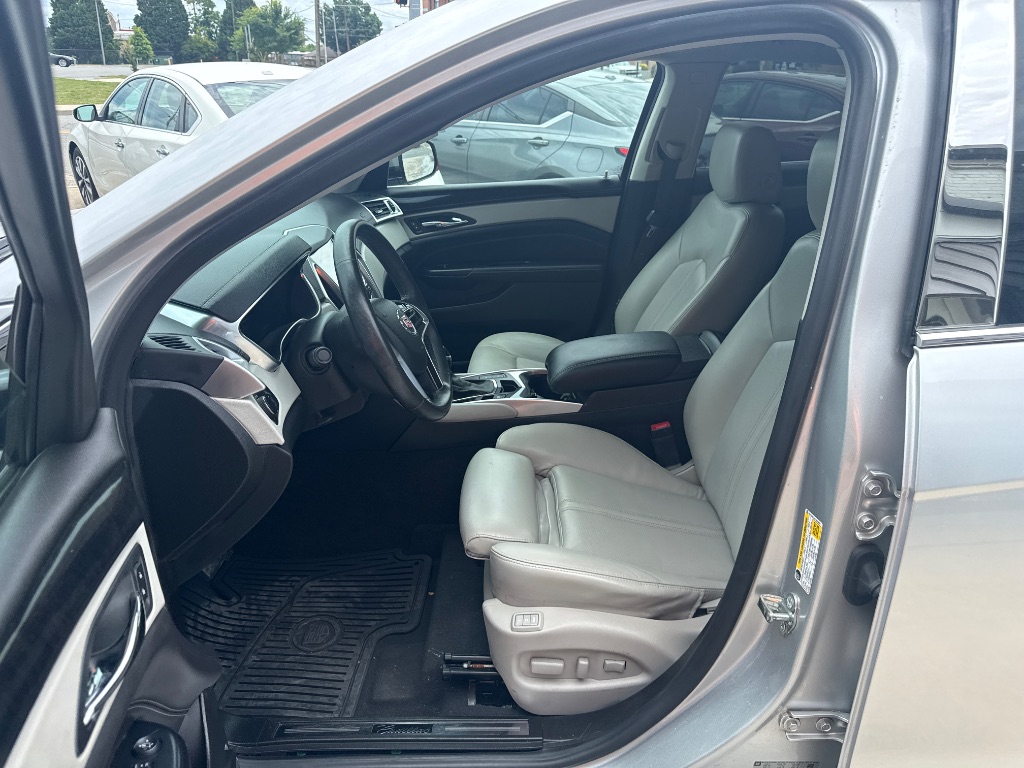 2015 Cadillac SRX - $13,995