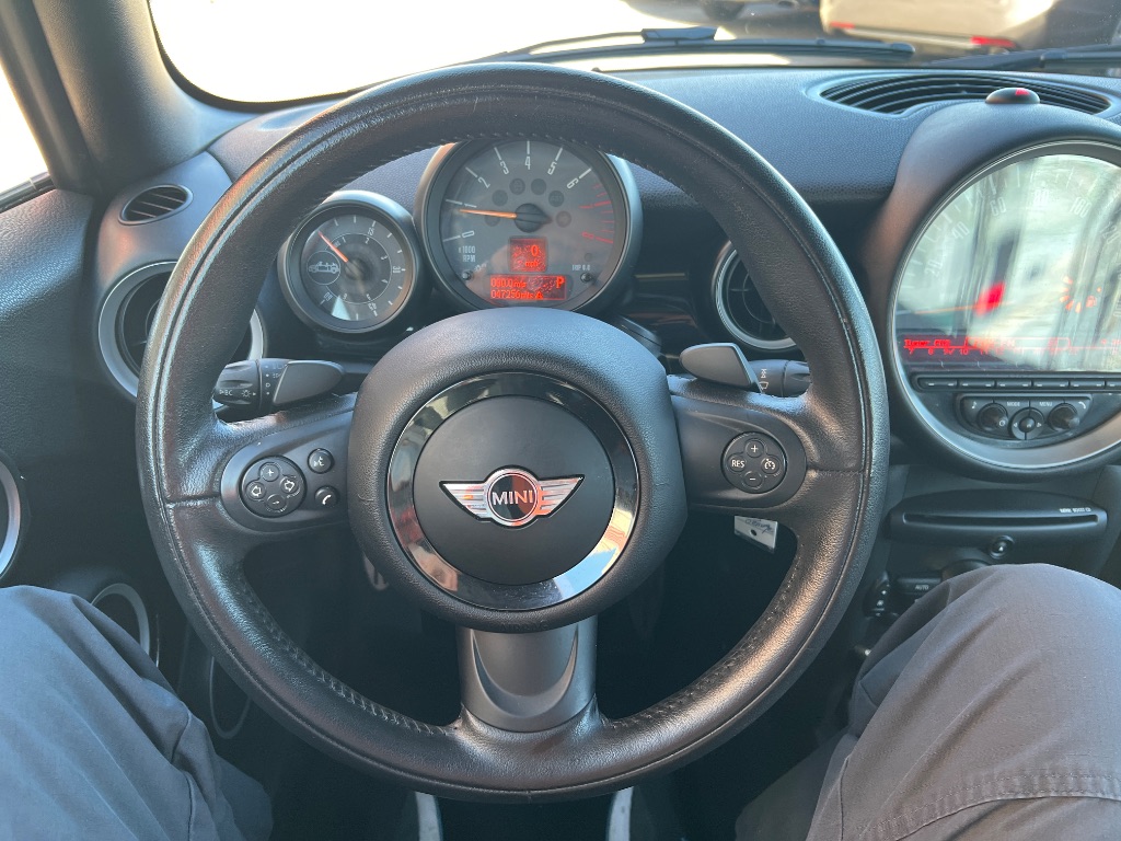 2015 MINI Cooper S photo