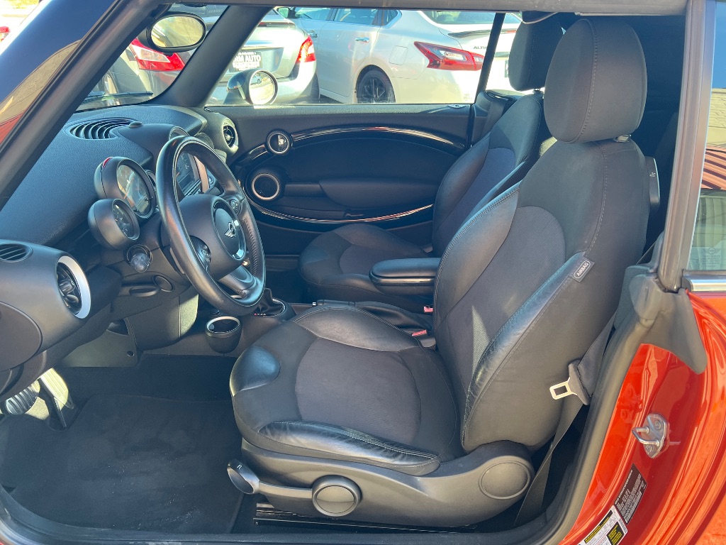 2015 MINI Cooper S photo