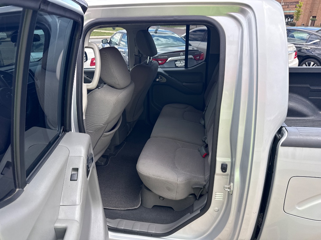 2019 Nissan Frontier SV photo