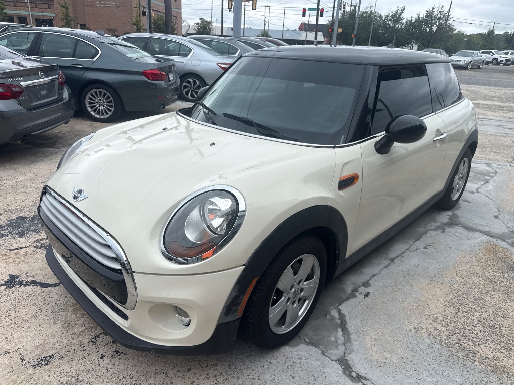 2015 MINI Hardtop - $7,495