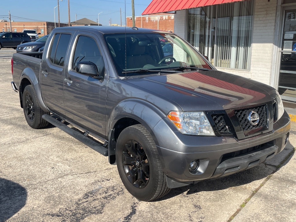 2018 Nissan Frontier SV photo
