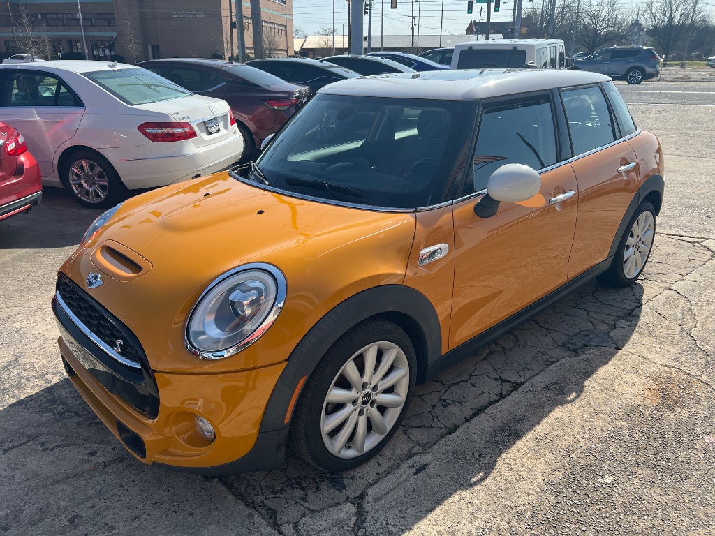 2017 MINI Cooper S photo