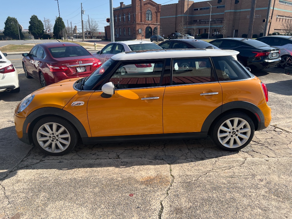 2017 MINI Cooper S photo