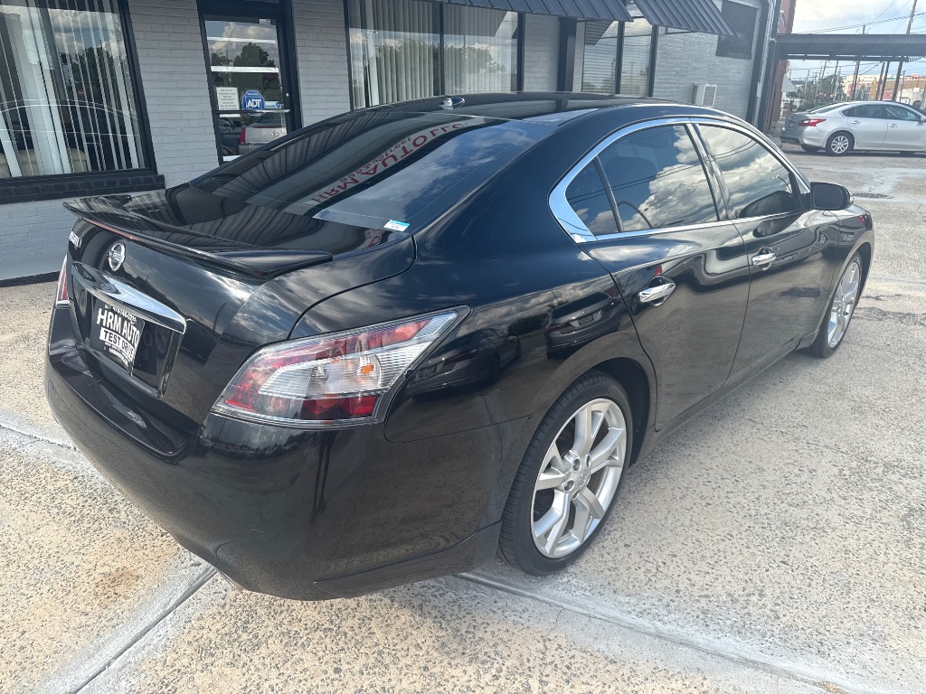 2012 Nissan Maxima - $7,995