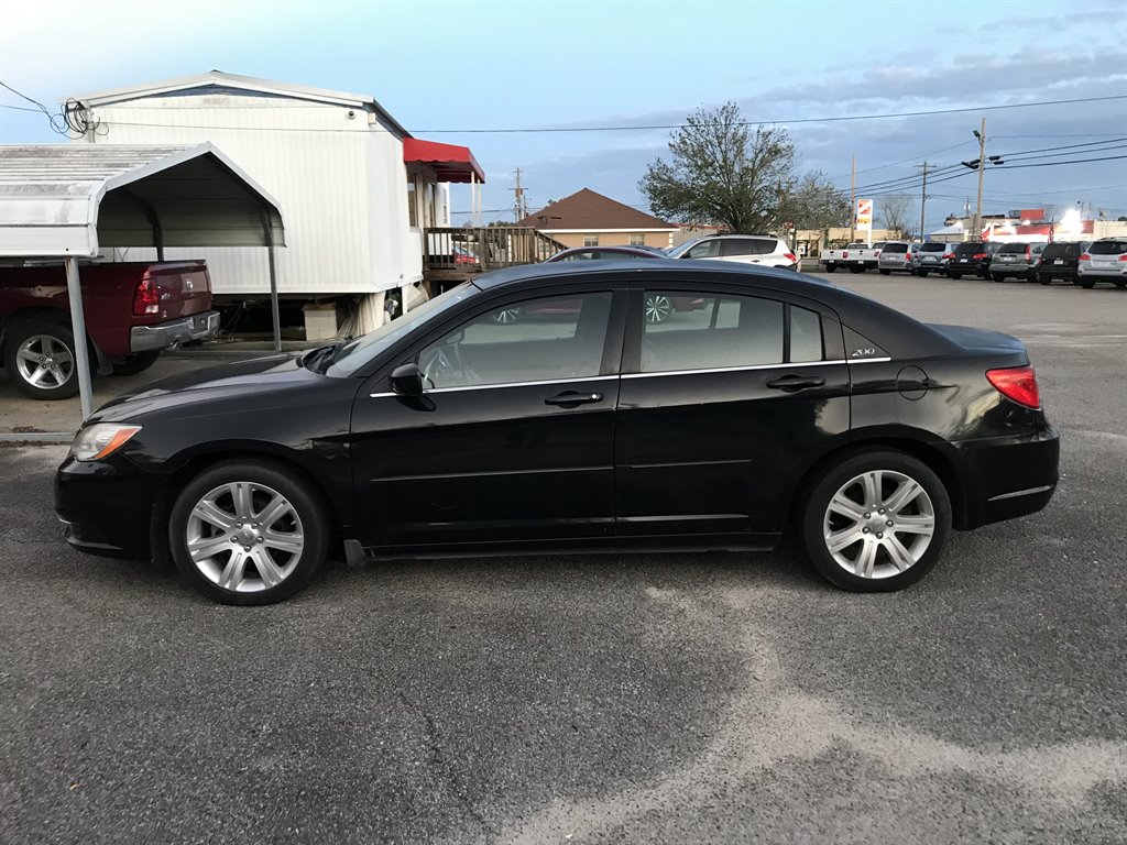 2013 Chrysler 200 Touring