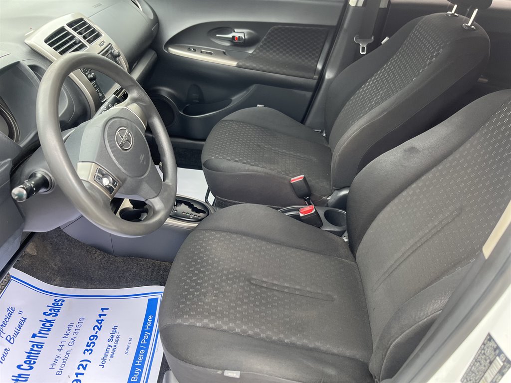 2014 Scion xD
