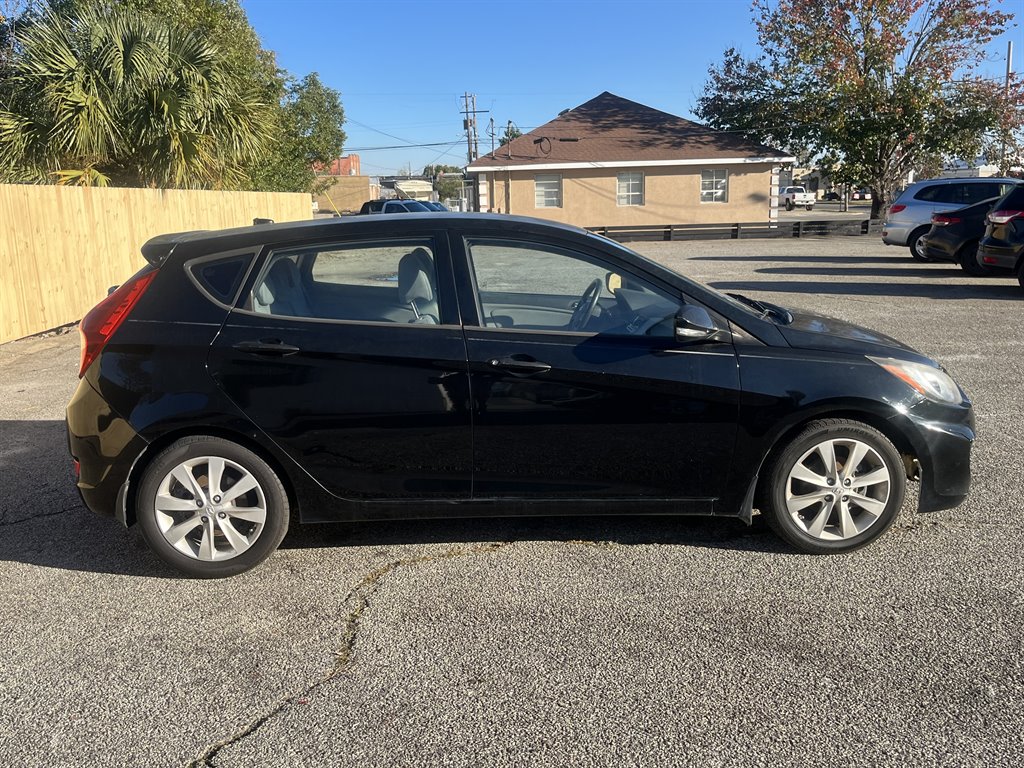 2013 Hyundai Accent